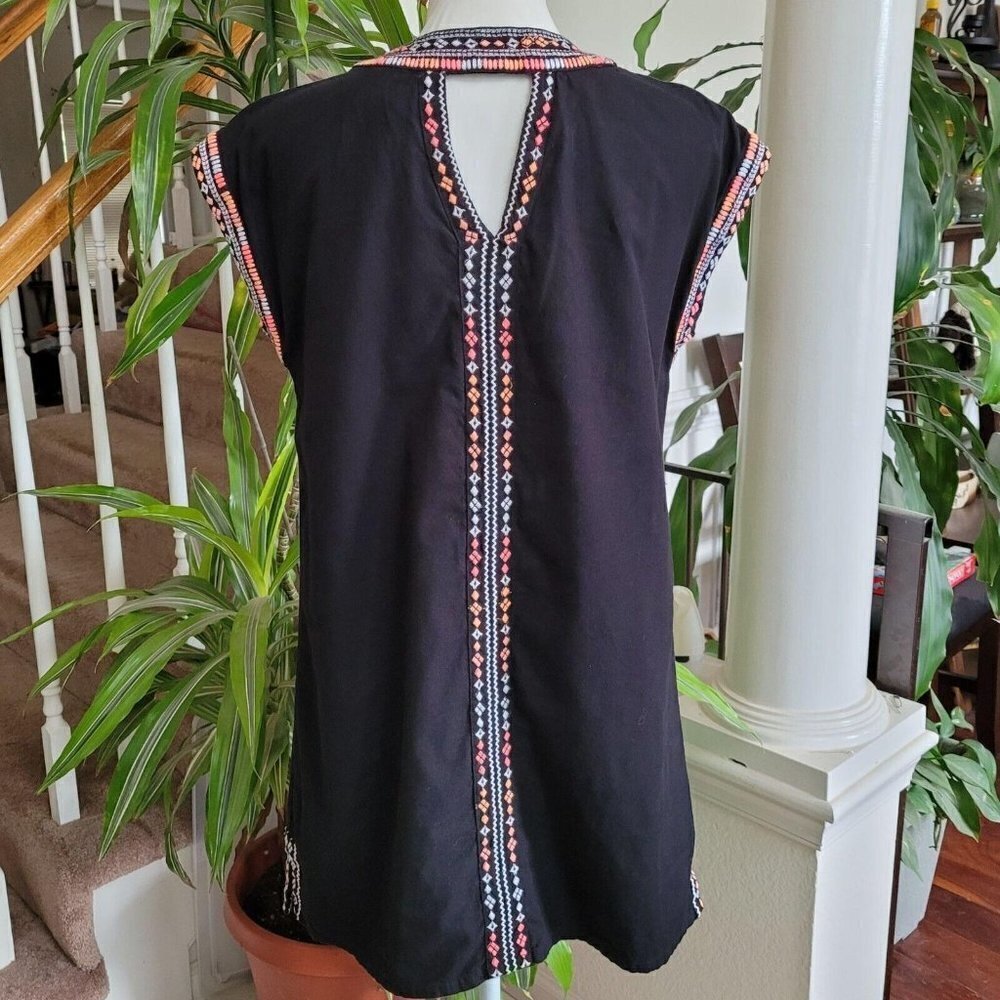 Artisan Ny Black Shift Dress Neon Embroidery Sz Med Simple Casual Comfortable - Picture 7 of 10